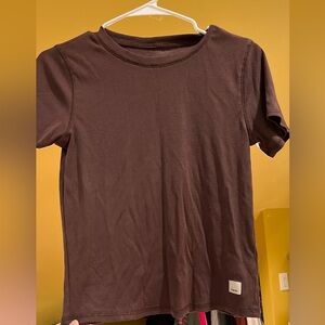 Vuori Pose Fitted Tee- M